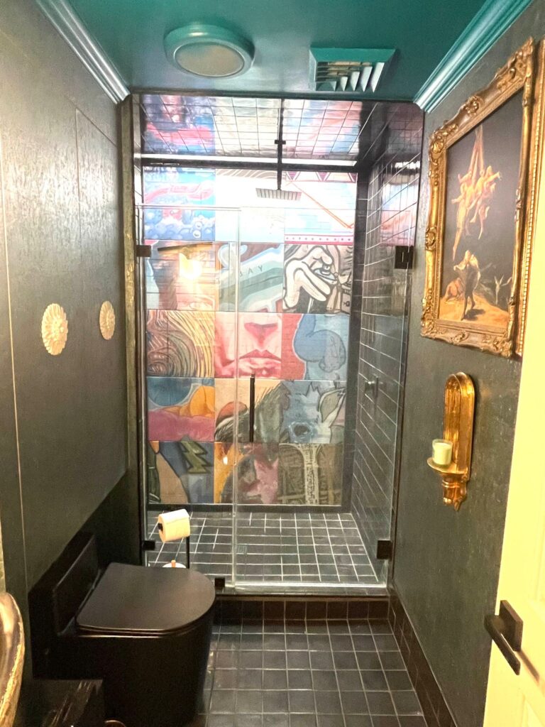 pop art bathroom